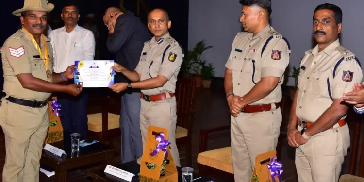 2024 ರ ಆರನೇ ವಲಯ ಪೊಲೀಸ್ ಕರ್ತವ್ಯ ಸಭೆಯ ಸಮಾರಂಭ